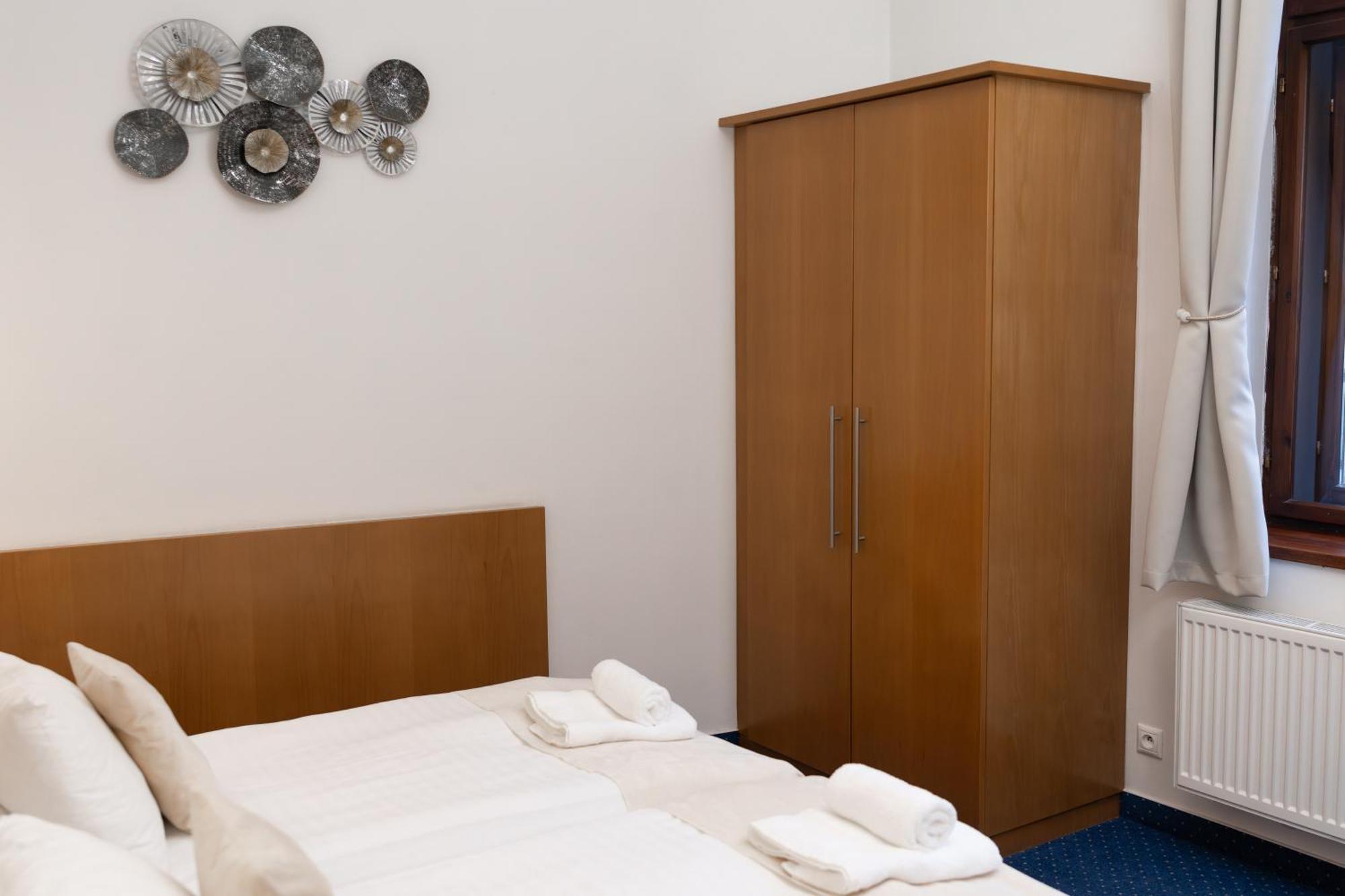 Hotel Apollon Litoměřice Extérieur photo