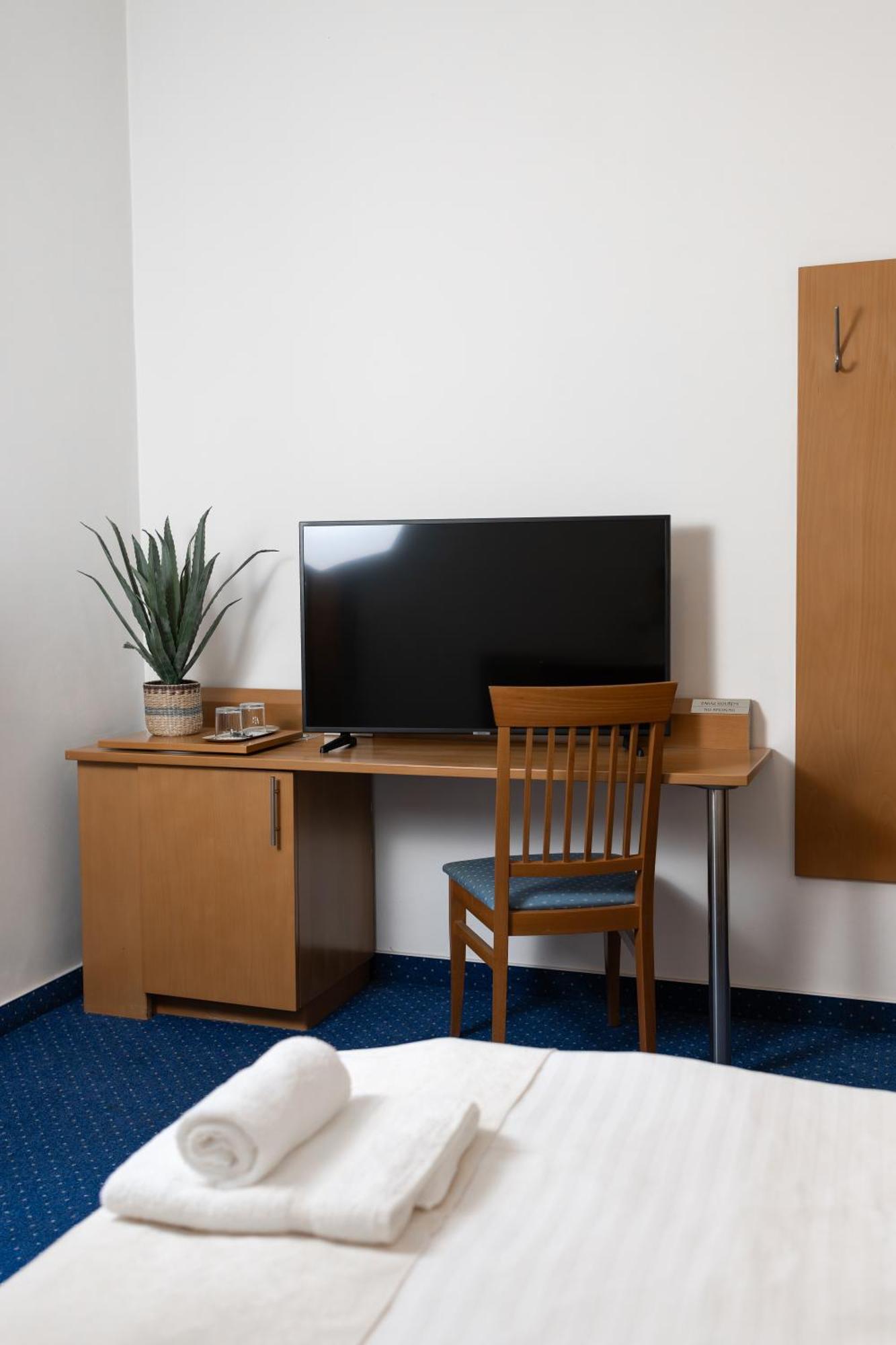 Hotel Apollon Litoměřice Extérieur photo